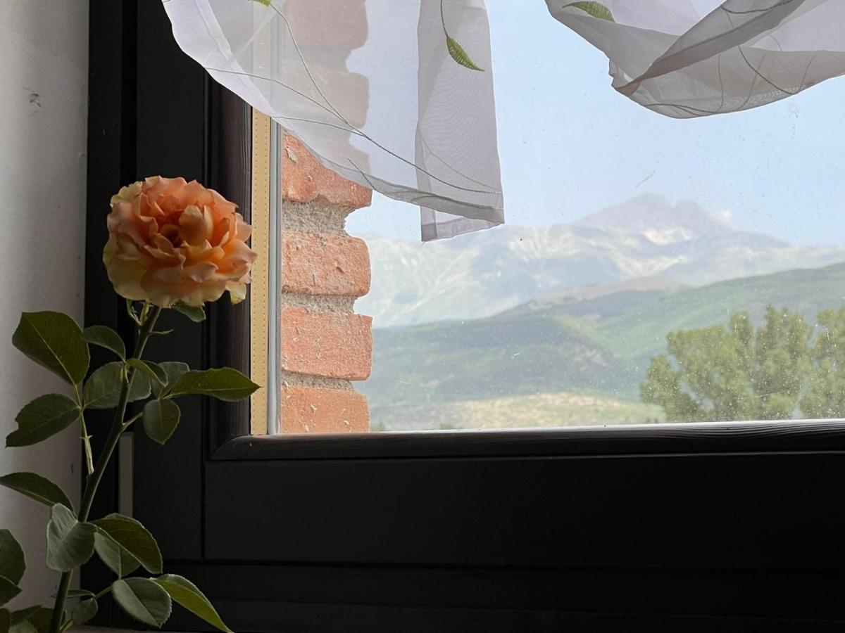 La Casa Di Gigi Leilighet Fossa Eksteriør bilde